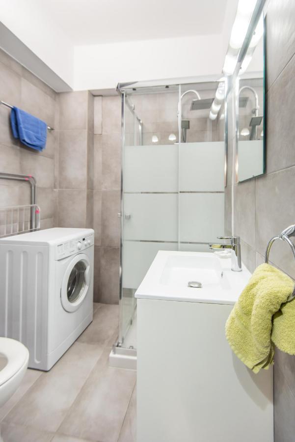 Sea View Flat 301 Apartment Ларнака Екстериор снимка